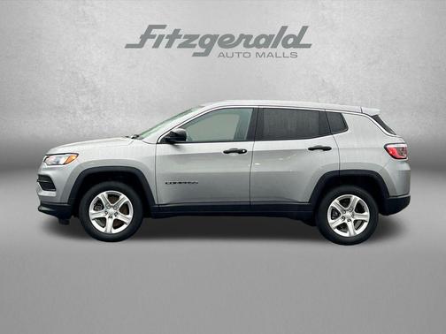 Billet Silver Metallic Clearcoat 2023 Jeep Compass Sport