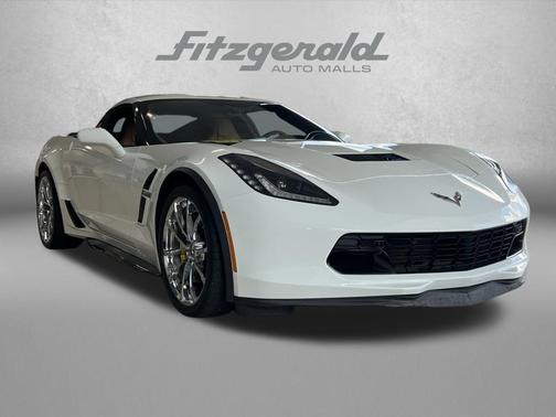 Arctic White 2019 Chevrolet Corvette Grand Sport