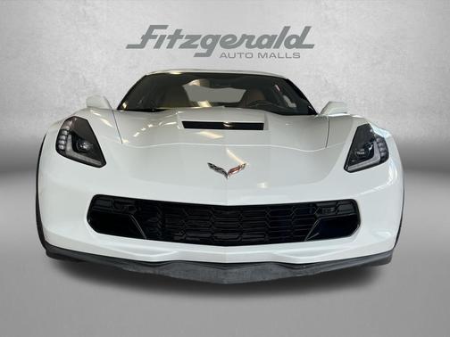 Arctic White 2019 Chevrolet Corvette Grand Sport