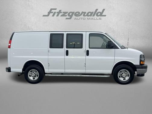 2024 Chevrolet Express 2500 RWD 2500 Regular Wheelbase WT