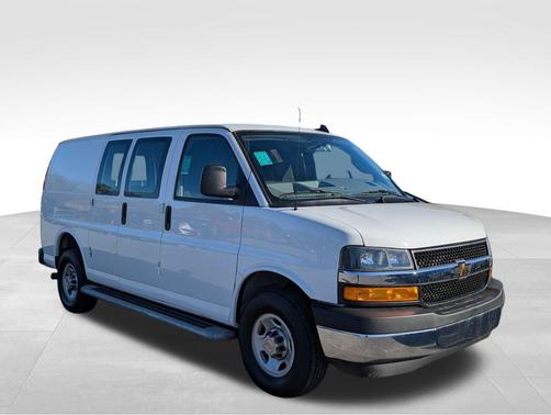 2024 Chevrolet Express 2500 RWD 2500 Regular Wheelbase WT