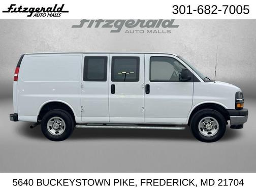 2024 Chevrolet Express 2500 RWD 2500 Regular Wheelbase WT