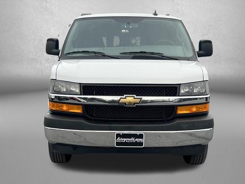 2024 Chevrolet Express 2500 RWD 2500 Regular Wheelbase WT