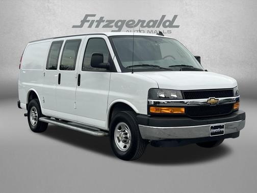 2024 Chevrolet Express 2500 RWD 2500 Regular Wheelbase WT