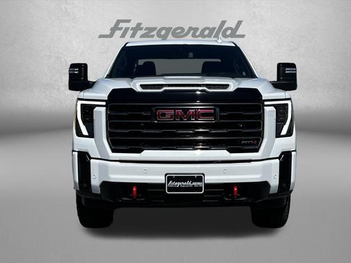 Summit White 2025 GMC Sierra 2500 AT4