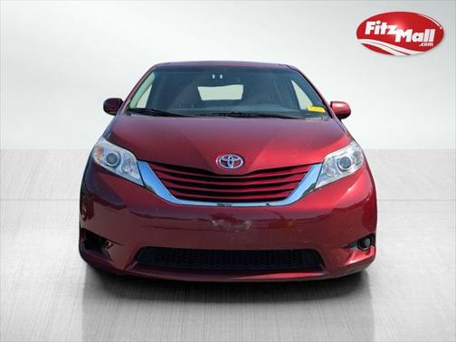2015 Toyota Sienna LE