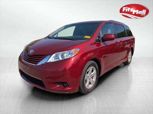 2015 Toyota Sienna LE