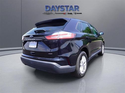 2021 Ford Edge SE