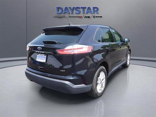 2021 Ford Edge SE