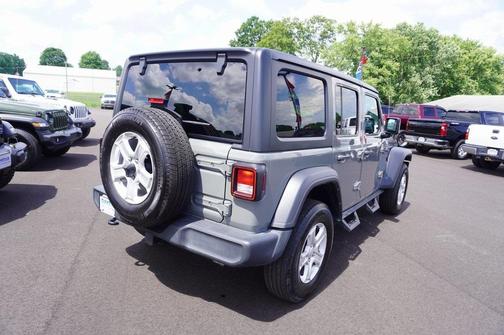 2022 Jeep Wrangler Unlimited Sport
