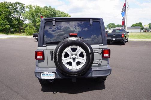 2022 Jeep Wrangler Unlimited Sport
