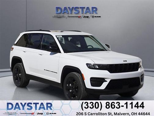 2025 Jeep Grand Cherokee Laredo