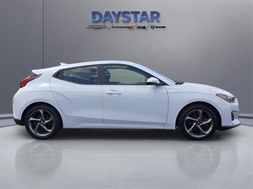 2020 Hyundai Veloster 2.0