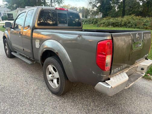 2005 Nissan Frontier LE King Cab
