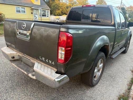 2005 Nissan Frontier LE King Cab