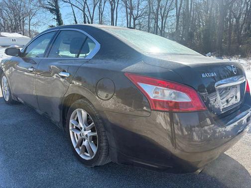 2010 Nissan Maxima SV
