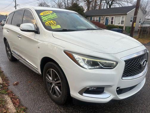 2016 INFINITI QX60 Base