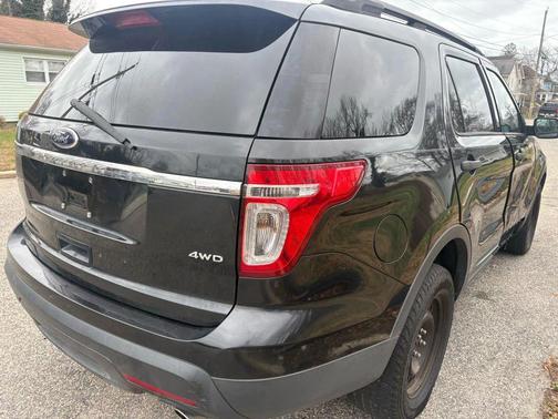 2014 Ford Explorer Sport