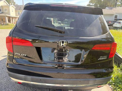 2018 Honda Pilot Elite