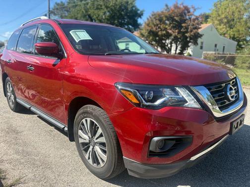 2017 Nissan Pathfinder S