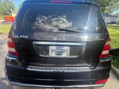 2011 Mercedes-Benz GL-Class 4MATIC