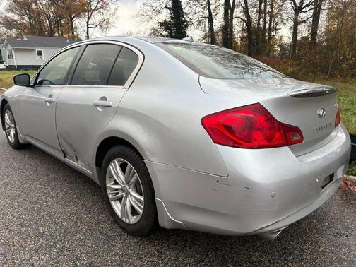 2012 INFINITI G37x Base