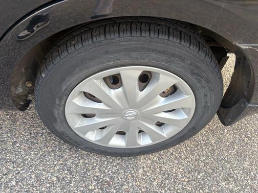 2017 Nissan Versa 1.6 S+