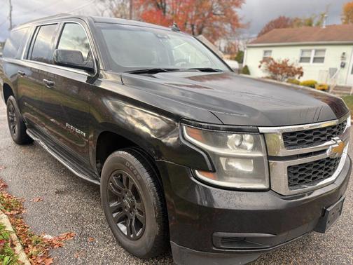 2019 Chevrolet Suburban LT