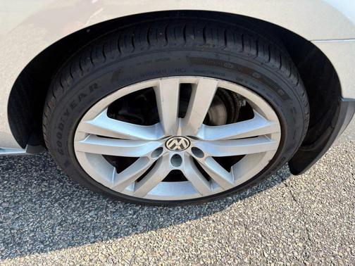 2013 Volkswagen CC 2.0T Lux