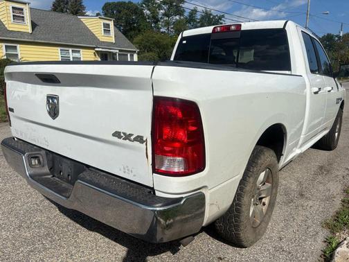 2018 RAM 1500 SLT