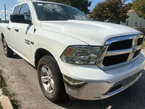2018 RAM 1500 SLT