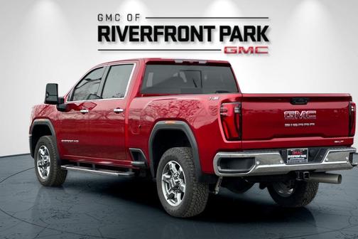 2026 GMC Sierra 2500 SLT