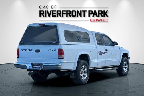 2000 Dodge Dakota Club Cab 4WD