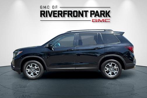 2023 Honda Passport AWD TrailSport