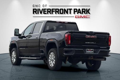 2023 GMC Sierra 2500 Denali