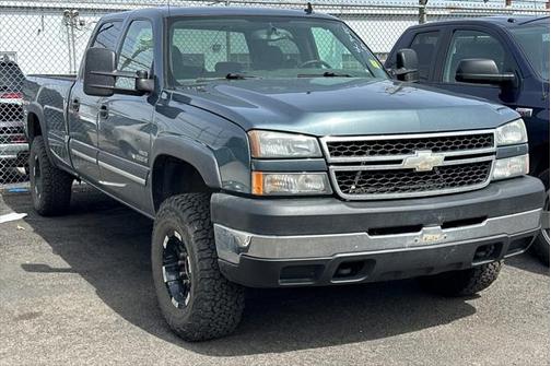 2006 Chevrolet Silverado 2500 LT H/D Crew Cab