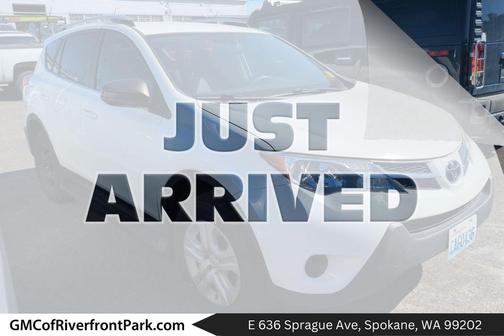 Super White 2015 Toyota RAV4 LE