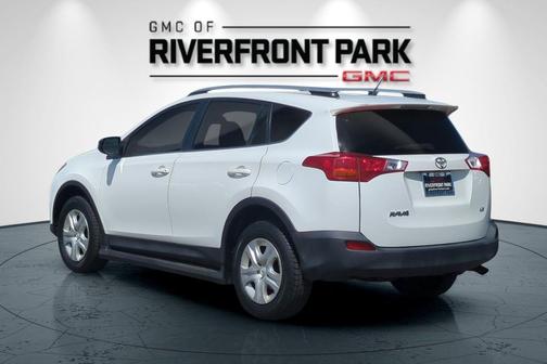 Super White 2015 Toyota RAV4 LE