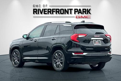Ebony Twilight Metallic 2024 GMC Terrain Denali