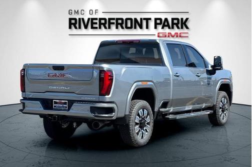 2025 GMC Sierra 2500 Denali