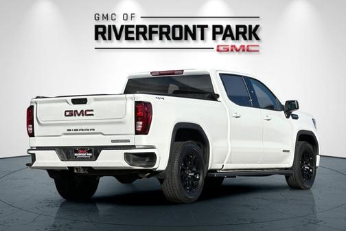 2022 GMC Sierra 1500 Elevation