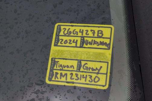 Platinum Gray Metallic 2024 Volkswagen Tiguan 2.0T Wolfsburg Edition