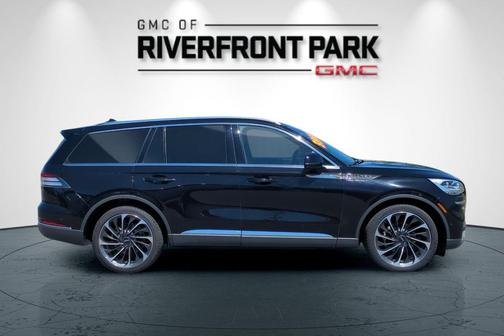 Infinite Black Metallic 2020 Lincoln Aviator Reserve AWD