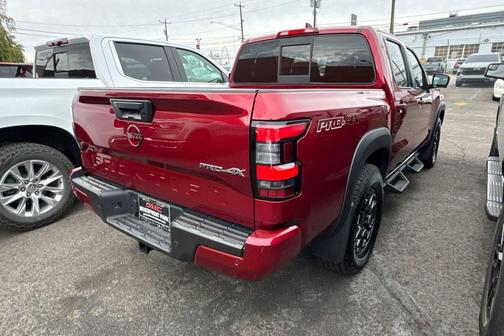 2022 Nissan Frontier PRO-4X