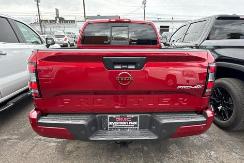 2022 Nissan Frontier PRO-4X