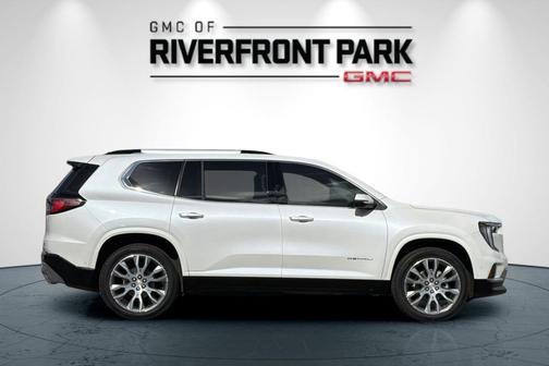 2025 GMC Acadia Denali