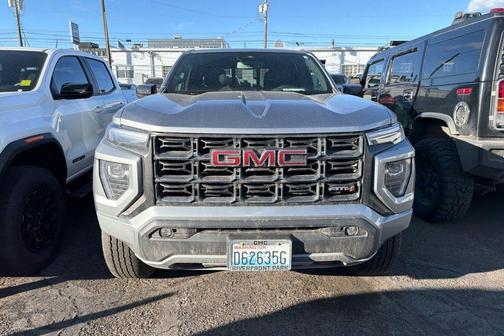 Sterling Metallic 2025 GMC Canyon AT4