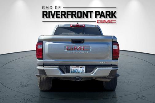 Sterling Metallic 2025 GMC Canyon AT4