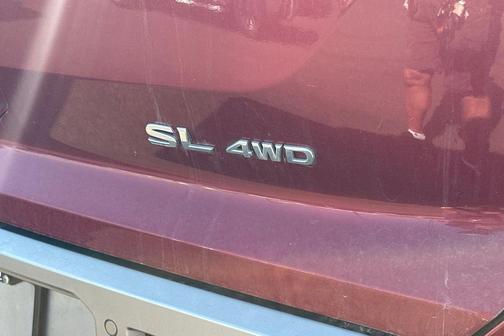 2024 Nissan Pathfinder SL 4WD