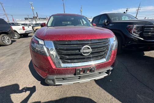 2024 Nissan Pathfinder SL 4WD